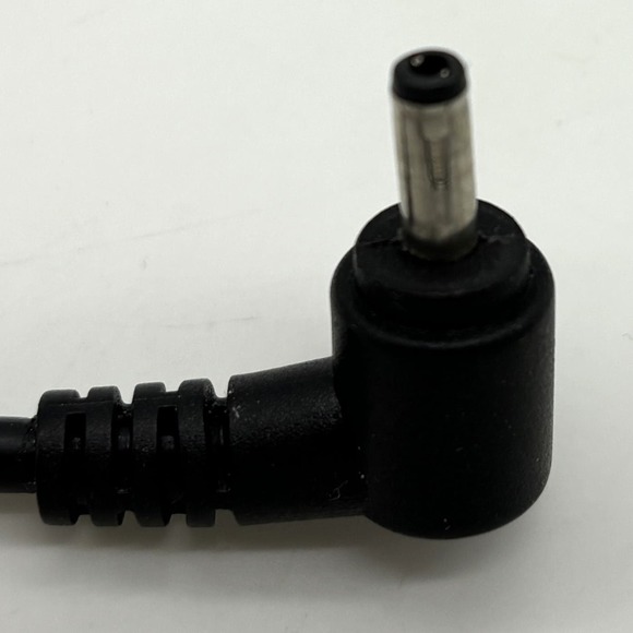 Laptop Replacement A/C Adapter Power Source Output 20V 2.24A Battery Charger - Picture 6 of 8